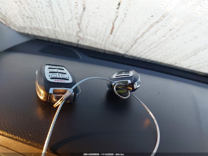 2020 Chrysler Pacifica Touring L VIN: 2C4RC1BG2LR112890 Lot: 43509808