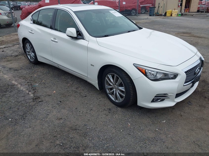 INFINITI Q50 3.0T PREMIUM
