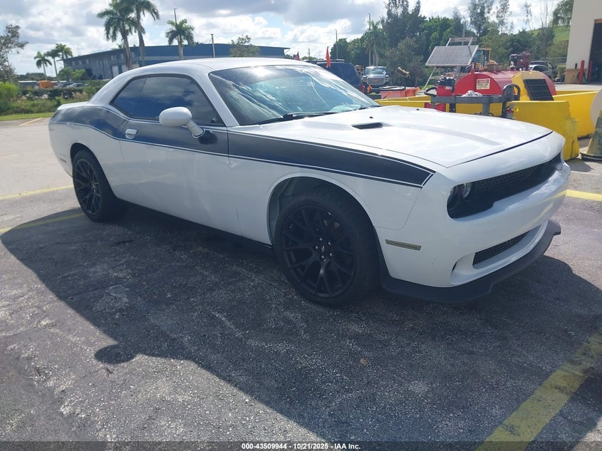 DODGE CHALLENGER SXT