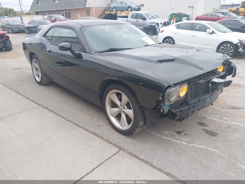 DODGE CHALLENGER R/T PLUS