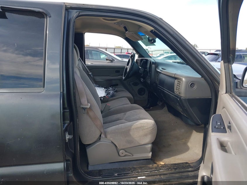 3GNEK12Z35G291816 2005 CHEVROLET AVALANCHE photo no. 5