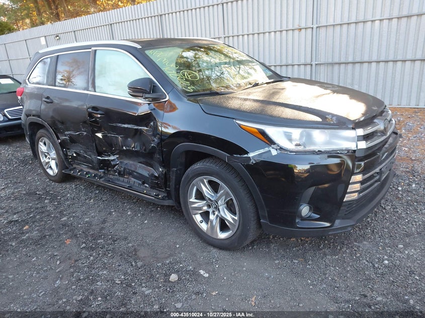 2018 TOYOTA HIGHLANDER LIMITED - 5TDDZRFHXJS884097