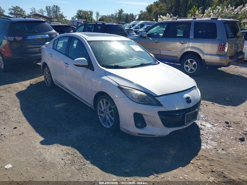 MAZDA 3 S GRAND TOURING