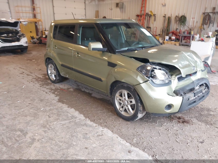 KIA SOUL +