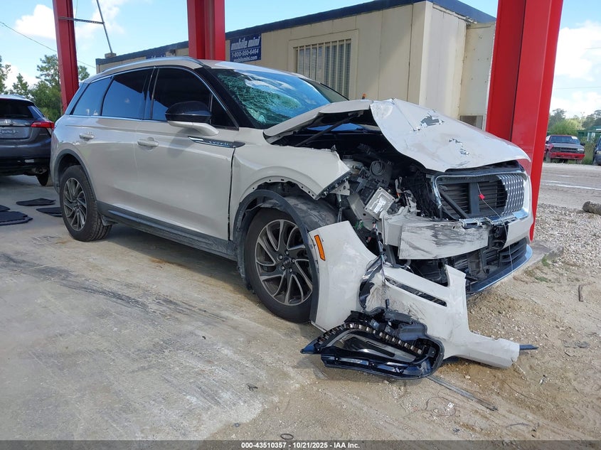 LINCOLN CORSAIR STANDARD