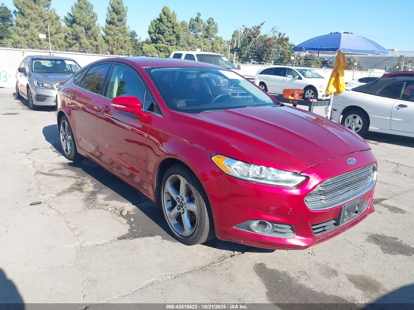 FORD FUSION SE
