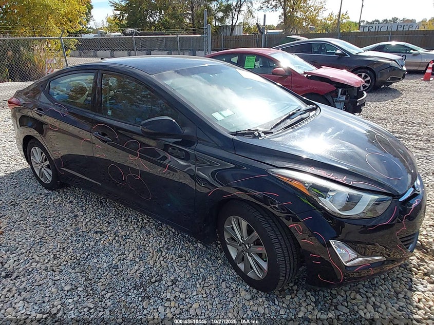 HYUNDAI ELANTRA SE