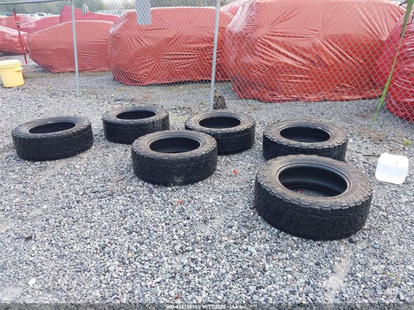 2022 GMC Sierra 3500Hd 4Wd Long Bed Denali VIN: 1GT49WEY0NF272934 Lot: 43510518