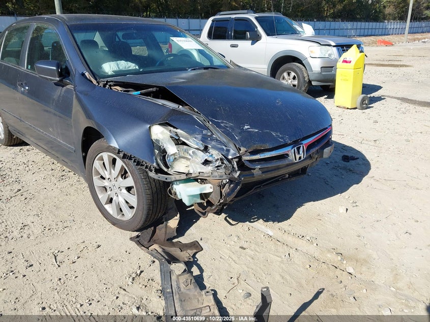 1HGCM66427A084827 2007 HONDA ACCORD photo no. 6