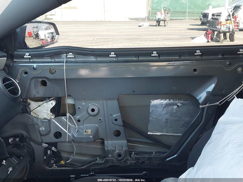 2015 CHEVROLET CAMARO 2LS 2G1FB1E30F9165924