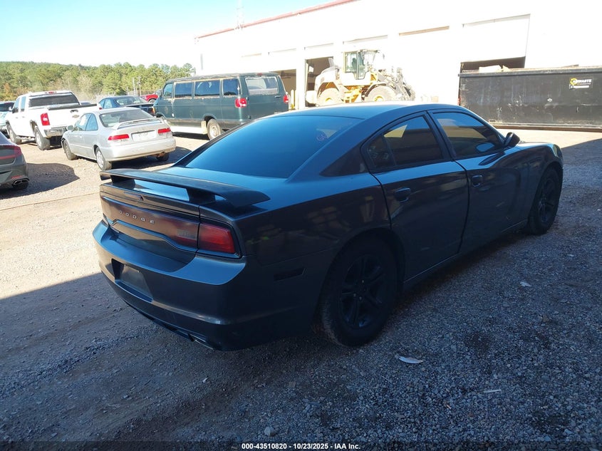 Vin: 2c3cdxbg0dh663742, lot: 44005797, dodge charger se 20134