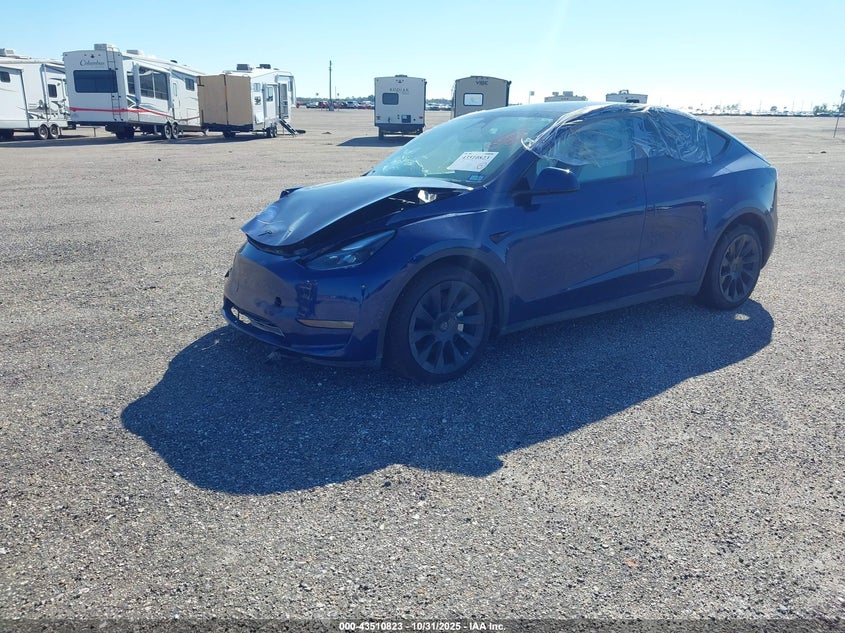 Vin: 7saygaee8pf956530, lot: 44005799, tesla model y awd/long range dual motor all-wheel drive 20232