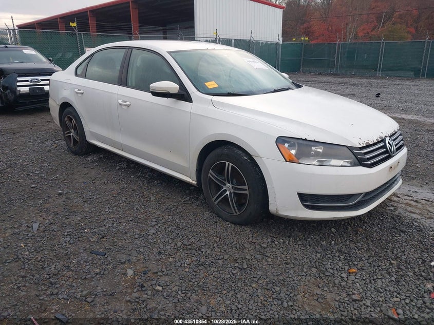 VOLKSWAGEN PASSAT 2.5L S