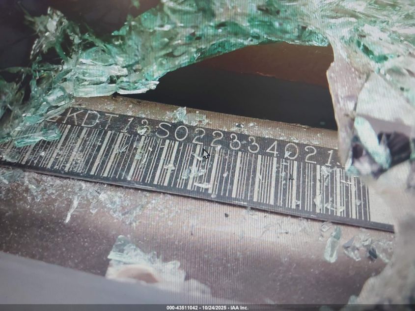 2002 GMC Envoy Slt VIN: 1GKDT13S022334021 Lot: 43511042