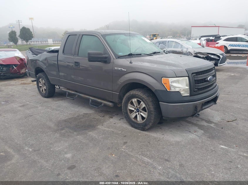 FORD F-150 XL