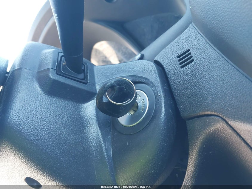 2008 Kia Sportage Lx VIN: KNDJF724X87501329 Lot: 43511073