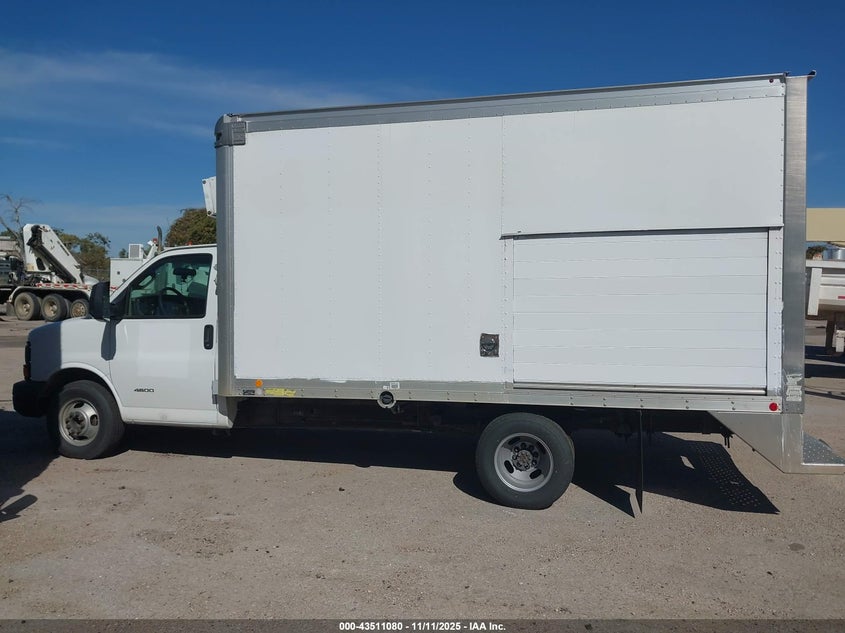 1GB6GUCG0G1245301 2016 CHEVROLET EXPRESS photo no. 14