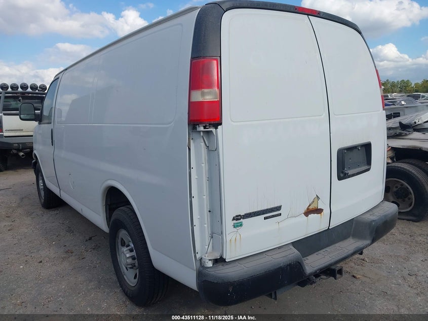 1GCWGFCB9F1132926 2015 CHEVROLET EXPRESS photo no. 3