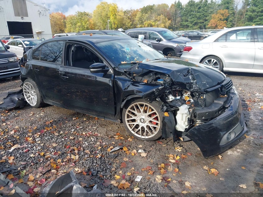 2011 VOLKSWAGEN JETTA