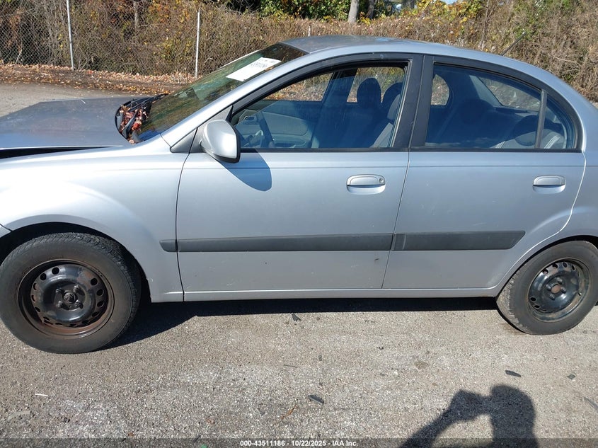 2009 Kia Rio VIN: KNADE223396561175 Lot: 43511186