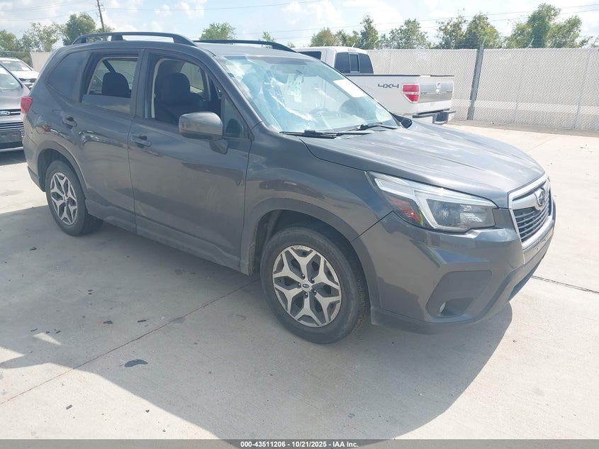 SUBARU FORESTER PREMIUM