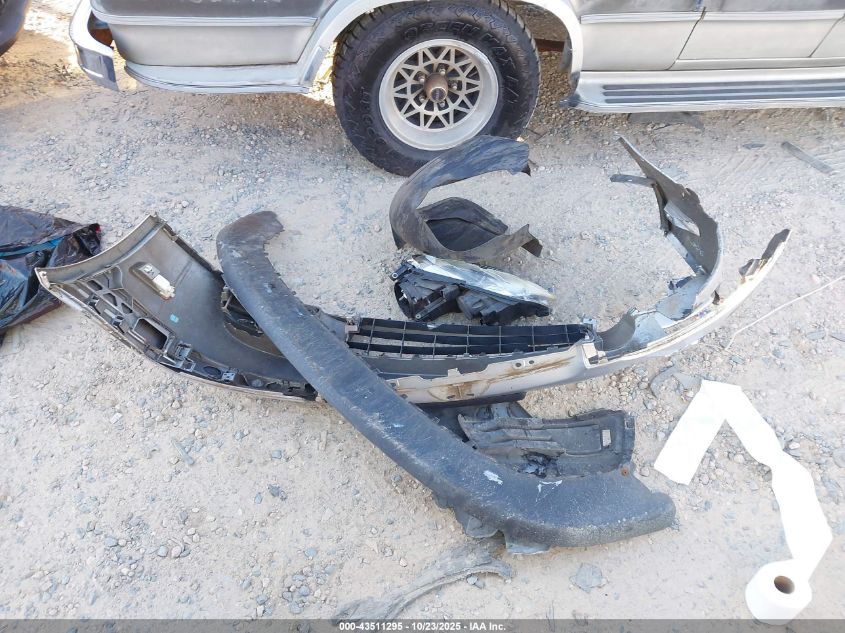 2009 Volkswagen Rabbit S VIN: WVWBA71K19W050074 Lot: 43511295