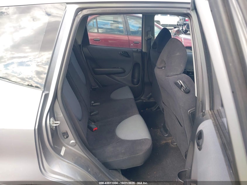 JHMGD386X8S053459 2008 HONDA FIT photo no. 8