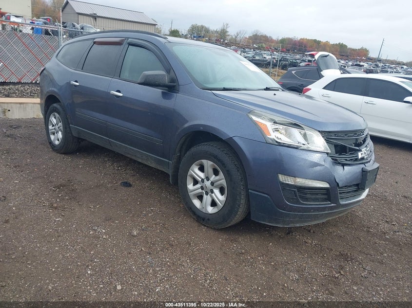 CHEVROLET TRAVERSE LS