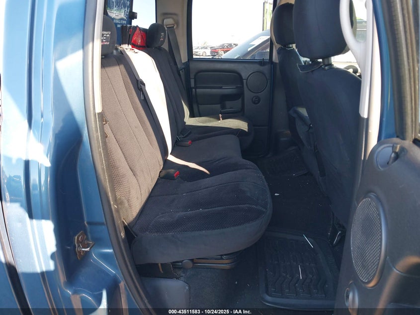 2005 Dodge Ram 1500 Slt/Laramie VIN: 1D7HU18D45S307757 Lot: 43511583