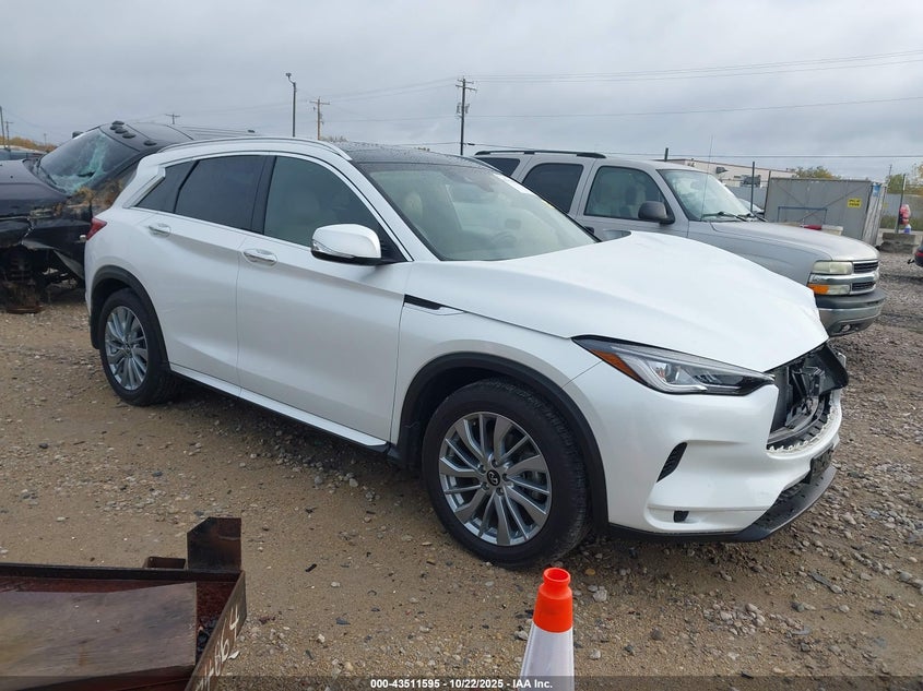 INFINITI QX50 LUXE AWD