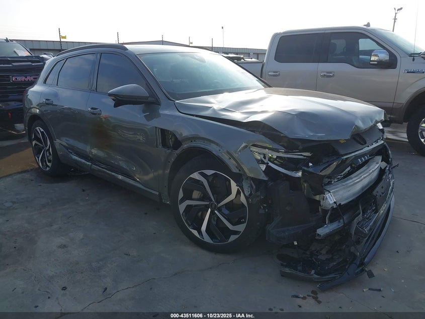 2024 AUDI Q8 E-TRON PREMIUM PLUS QUATTRO - WA15AAGE5RB054044