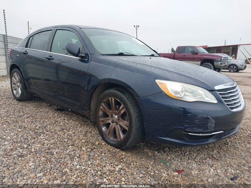 CHRYSLER 200 TOURING