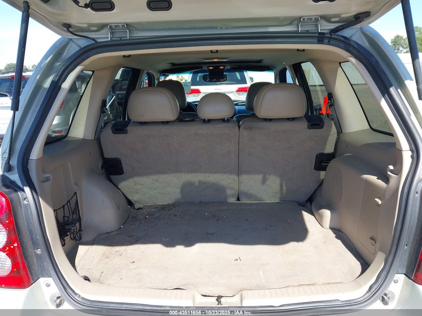 2005 Mazda Tribute S VIN: 4F2CZ06175KM49688 Lot: 43511656