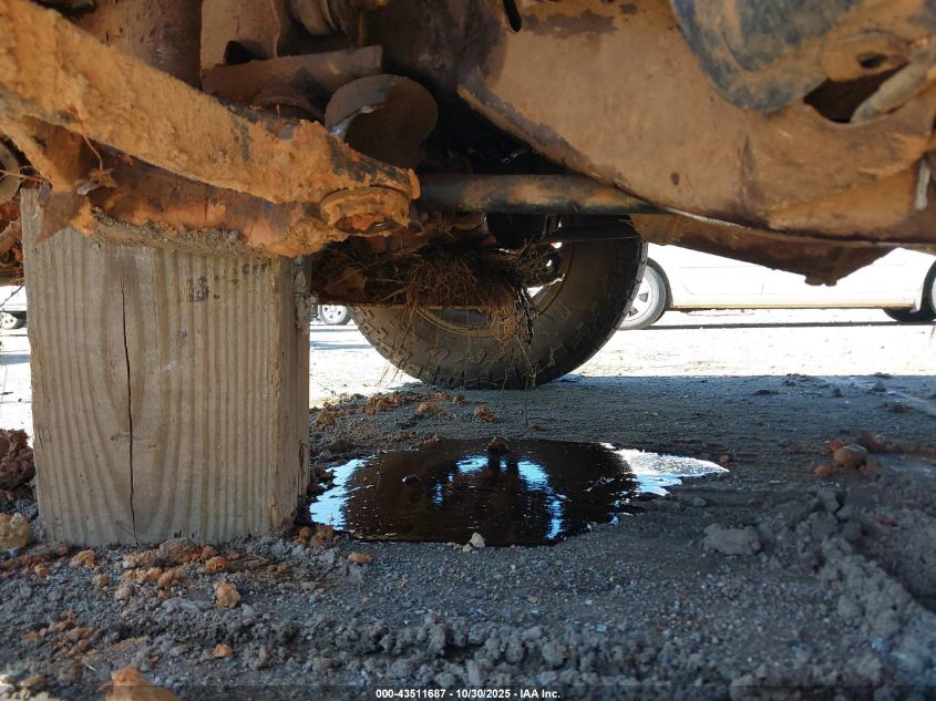 2004 Chevrolet Silverado 1500 Z71 VIN: 1GCEK19T84E132984 Lot: 43511687