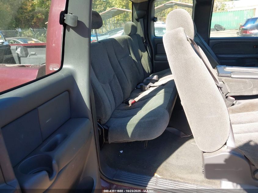 2003 Chevrolet Silverado 1500 Ls VIN: 2GCEC19T831226358 Lot: 43511688