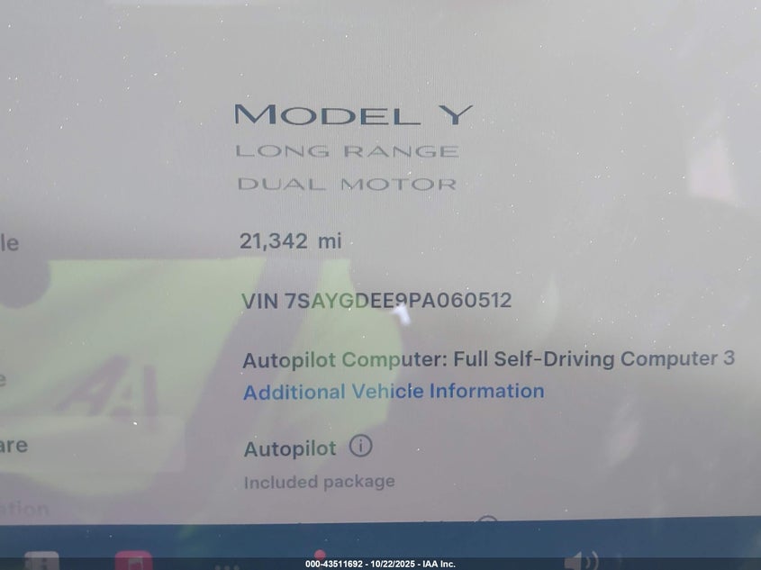 2023 Tesla Model Y Awd/Long Range Dual Motor All-Wheel Drive VIN: 7SAYGDEE9PA060512 Lot: 43511692