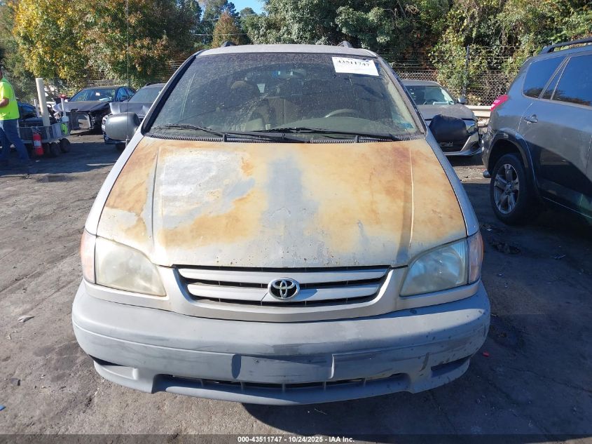 2002 Toyota Sienna Ce VIN: 4T3ZF19C42U502601 Lot: 43511747