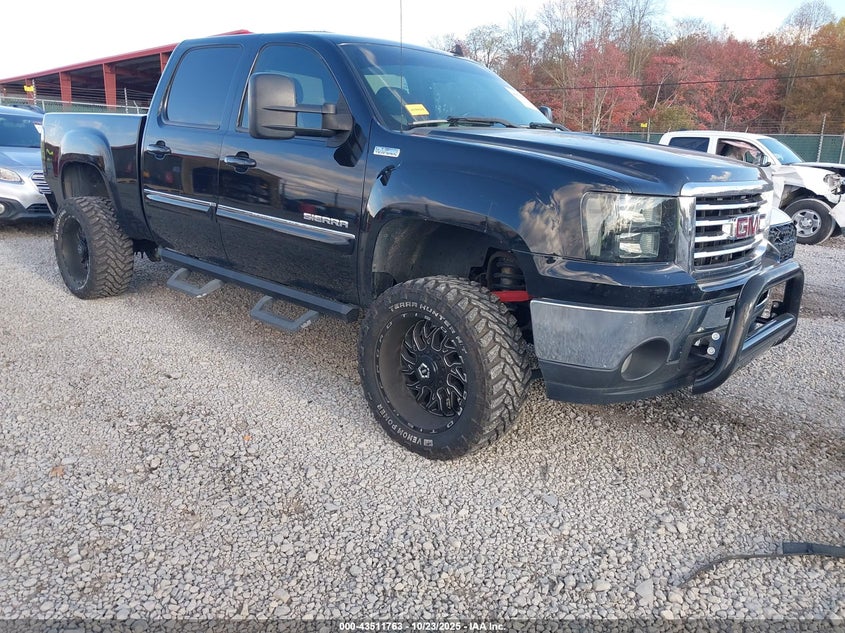 GMC SIERRA 1500 SLT