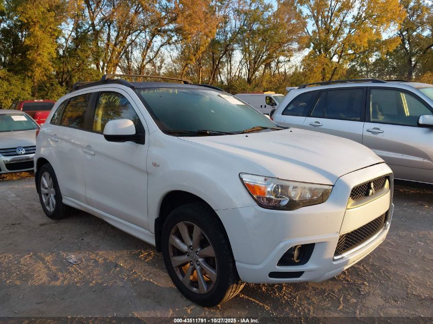 MITSUBISHI OUTLANDER SPORT SE