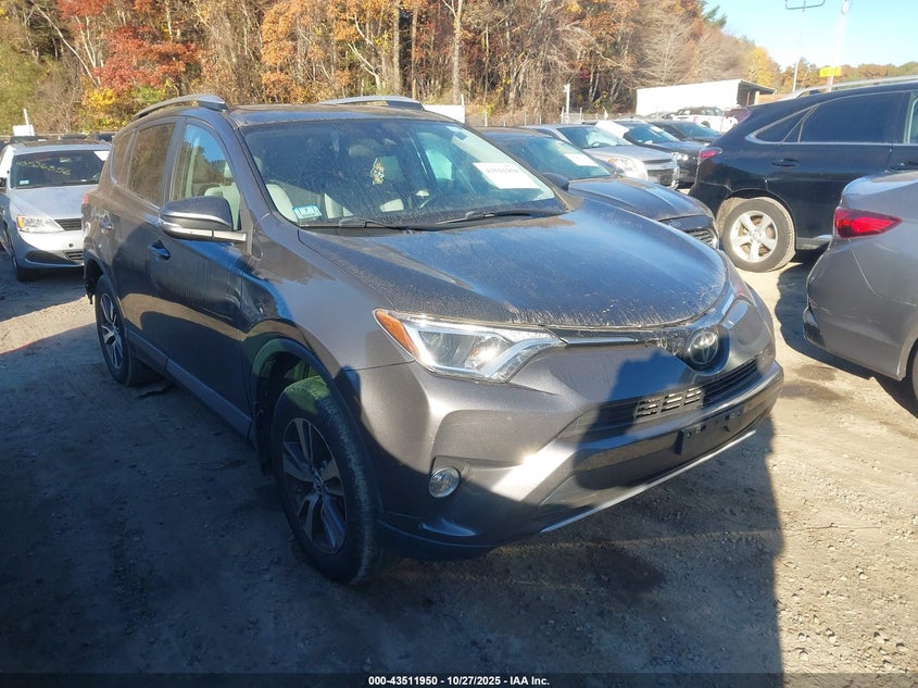 2018 TOYOTA RAV4 XLE - 2T3RFREV2JW842088