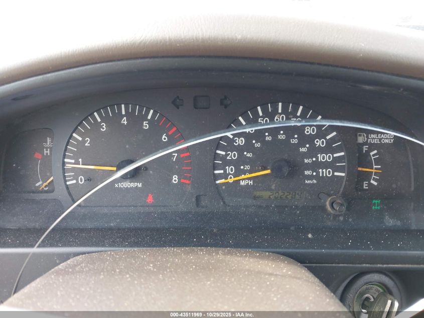 1998 Toyota Tacoma VIN: 4TAWM72N5WZ010183 Lot: 43511969