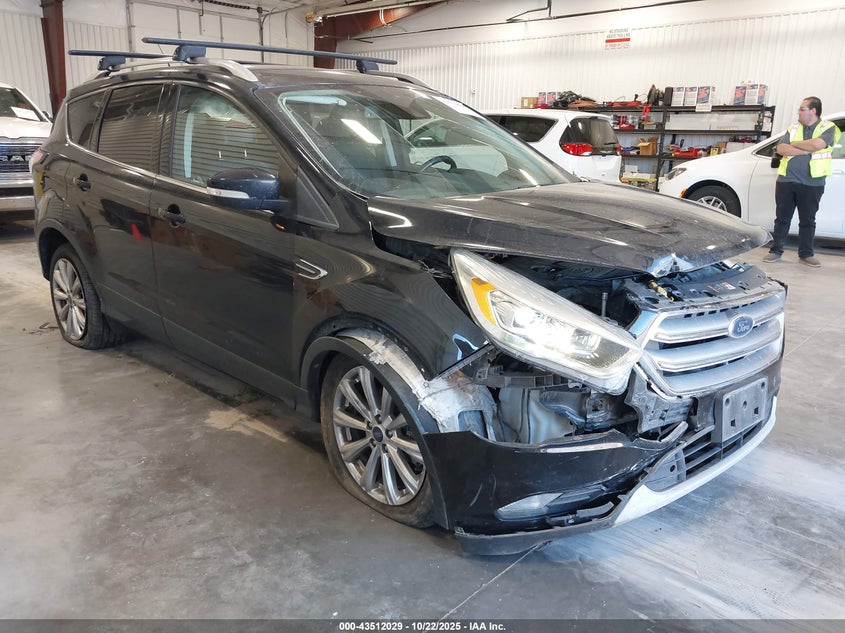 FORD ESCAPE TITANIUM