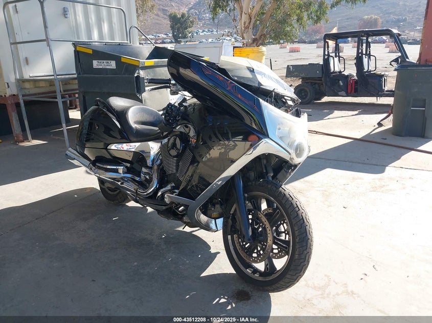 2008 VICTORY MOTORCYCLES VISION DELUXE - 5VPSD36D883002258
