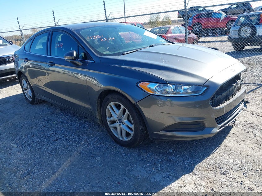 FORD FUSION SE