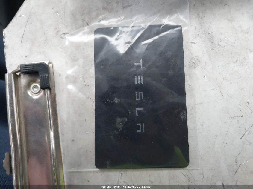 2021 Tesla Model Y Long Range Dual Motor All-Wheel Drive VIN: 5YJYGDEEXMF074205 Lot: 43512233