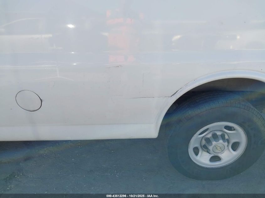 2008 Chevrolet Express Work Van VIN: 1GCGG25C981215438 Lot: 43512296