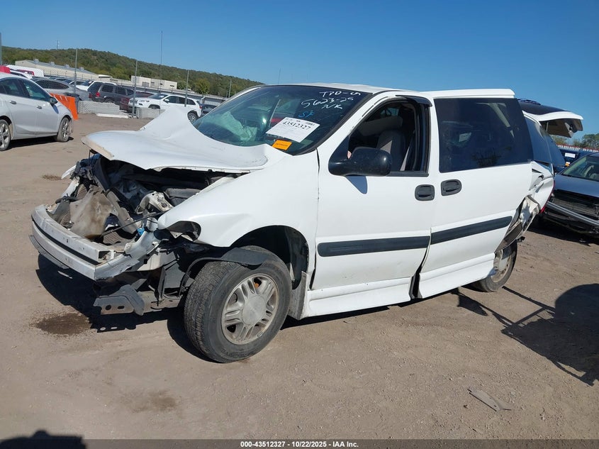 1GBDV13E35D151967 2005 CHEVROLET VENTURE photo no. 2