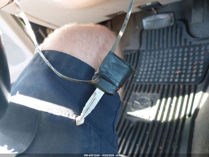 2002 Mazda B3000 Ds VIN: 4F4YR12U12TM07106 Lot: 43512340