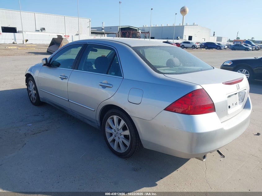 1HGCM66487A037186 2007 HONDA ACCORD photo no. 3