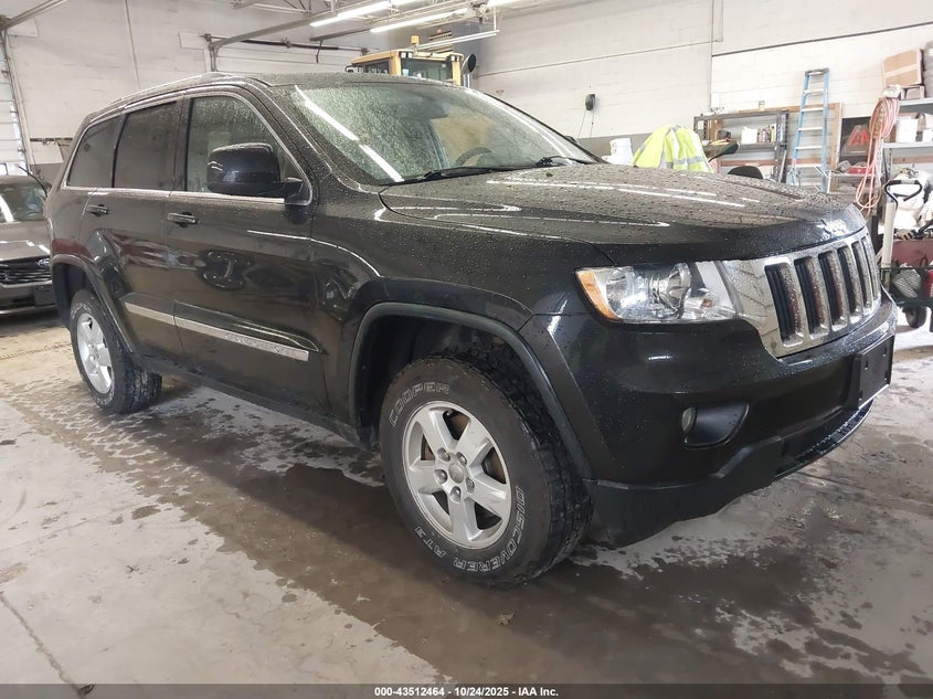 JEEP GRAND CHEROKEE LAREDO